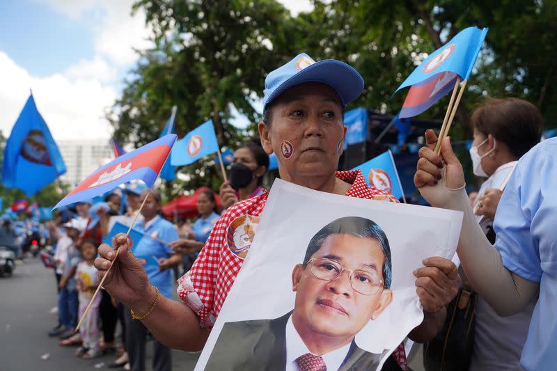 Supporters of Cambodia’s Prime Minister Hun Sen and Cambodian People’s Party attend an election campaign for the upcoming national election in Phnom Penh