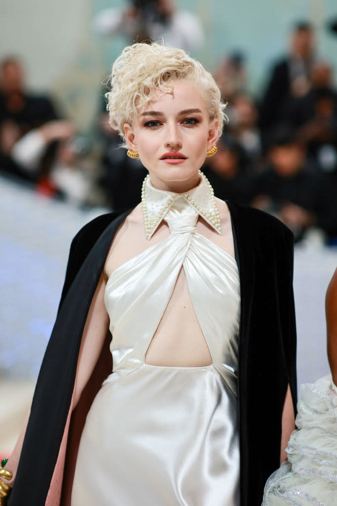 A closeup on Julia Garner