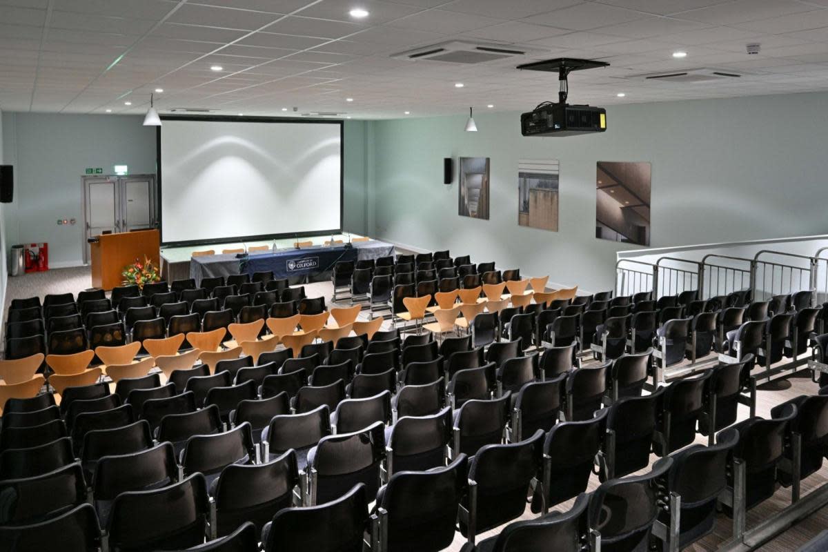 The lecture theatre at St Catherine’s College <i>(Image: Neptunus)</i>