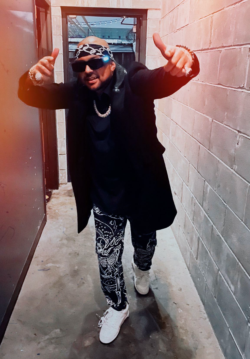 Sean Paul poses backstage on the Brooklyn stop of his Scorcha tour on April 25, 2022. - Credit: Courtesy of Kieran Khan