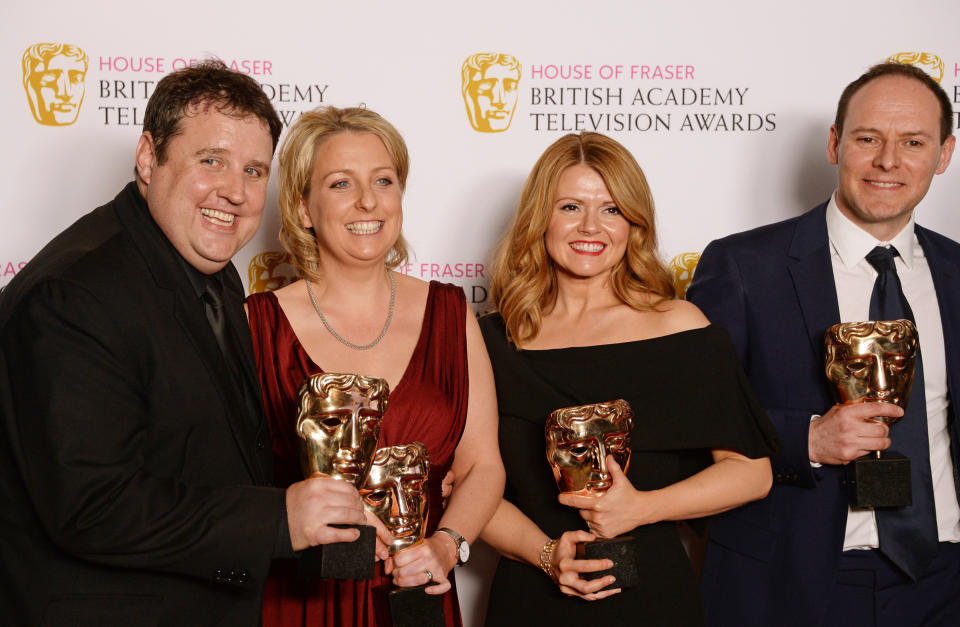 Peter Kay, Gill Isles, Sian Gibson and Paul Coleman, winners of the Best Scripted Comedy award for 'Peter Kay's Car Share',  pose in the winners room at the House Of Fraser British Academy Television Awards 2016 at the Royal Festival Hall on May 8, 2016 in London, England.  (Photo by David M. Benett/Dave Benett/Getty Images)