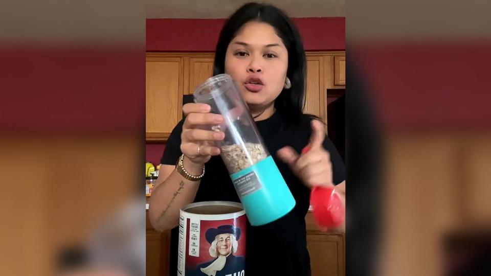 PHOTO: A video shared by TikTok user @withlove.renita shows her making an 'oat-zempic' meal replacement drink. (@withlove.renita/TikTok)