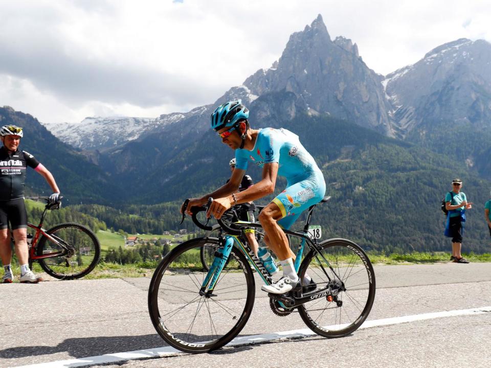 Scarponi of Astana Pro Team competes during the 15th stage of the 99th Giro d'Italia, May, 2016 (Getty)