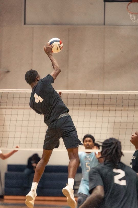 Lake Worth boys volleyball player Alendy Sincoul