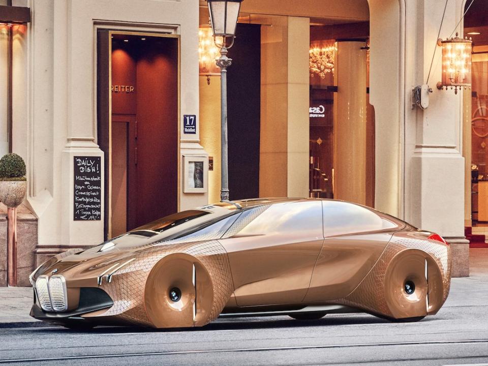 BMW Vision 100 car