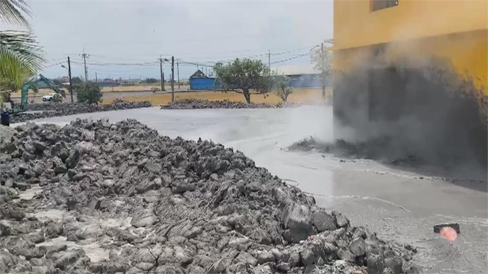 地震巧合？萬丹泥火山時隔2個月再噴發