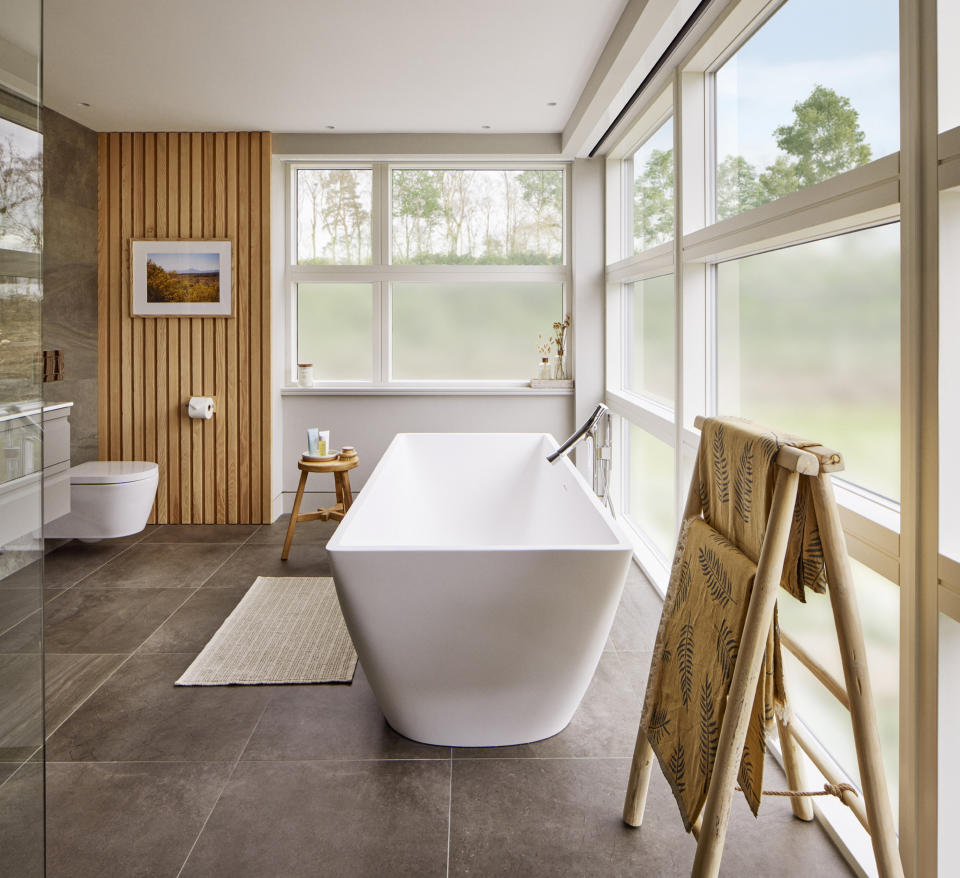 The incredible bathroom in Satherley's new home. (Omaze/SWNS)