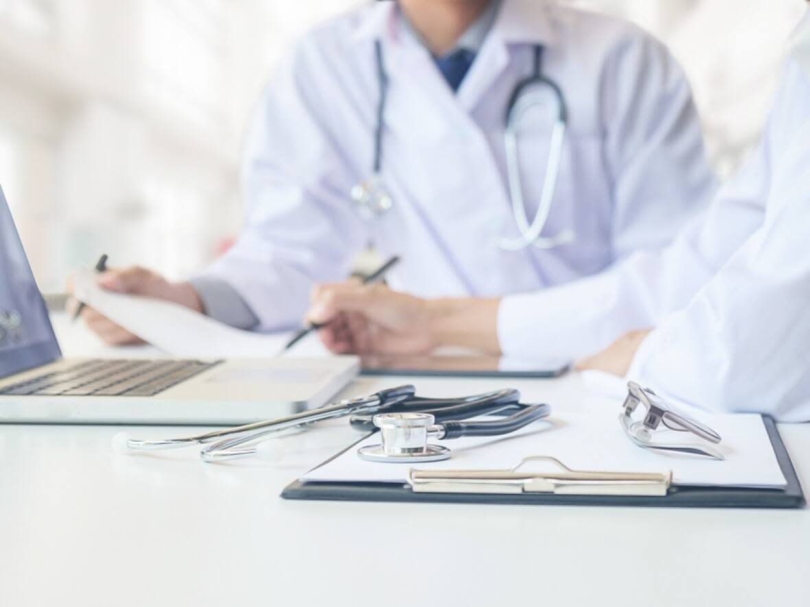 Ten per cent of physicians in the province have yet to switch to digitized medical records, according to the Department of Health and Wellness.  (Shutterstock - image credit)