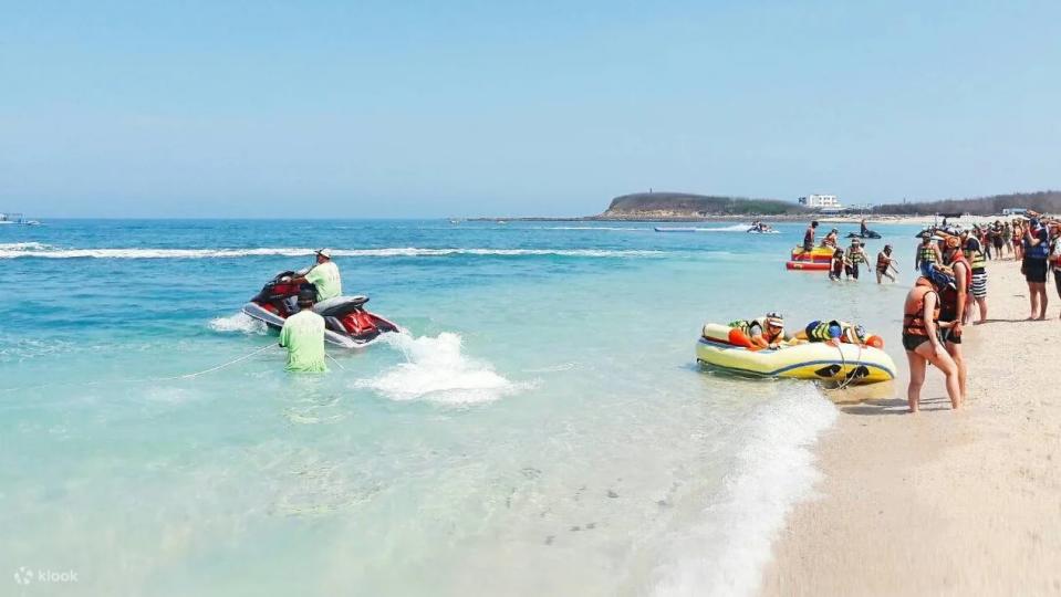 Penghu Jibei Island Round Trip Boat Ticket & Scooter Rental & Water Activities. (Photo: Klook SG)