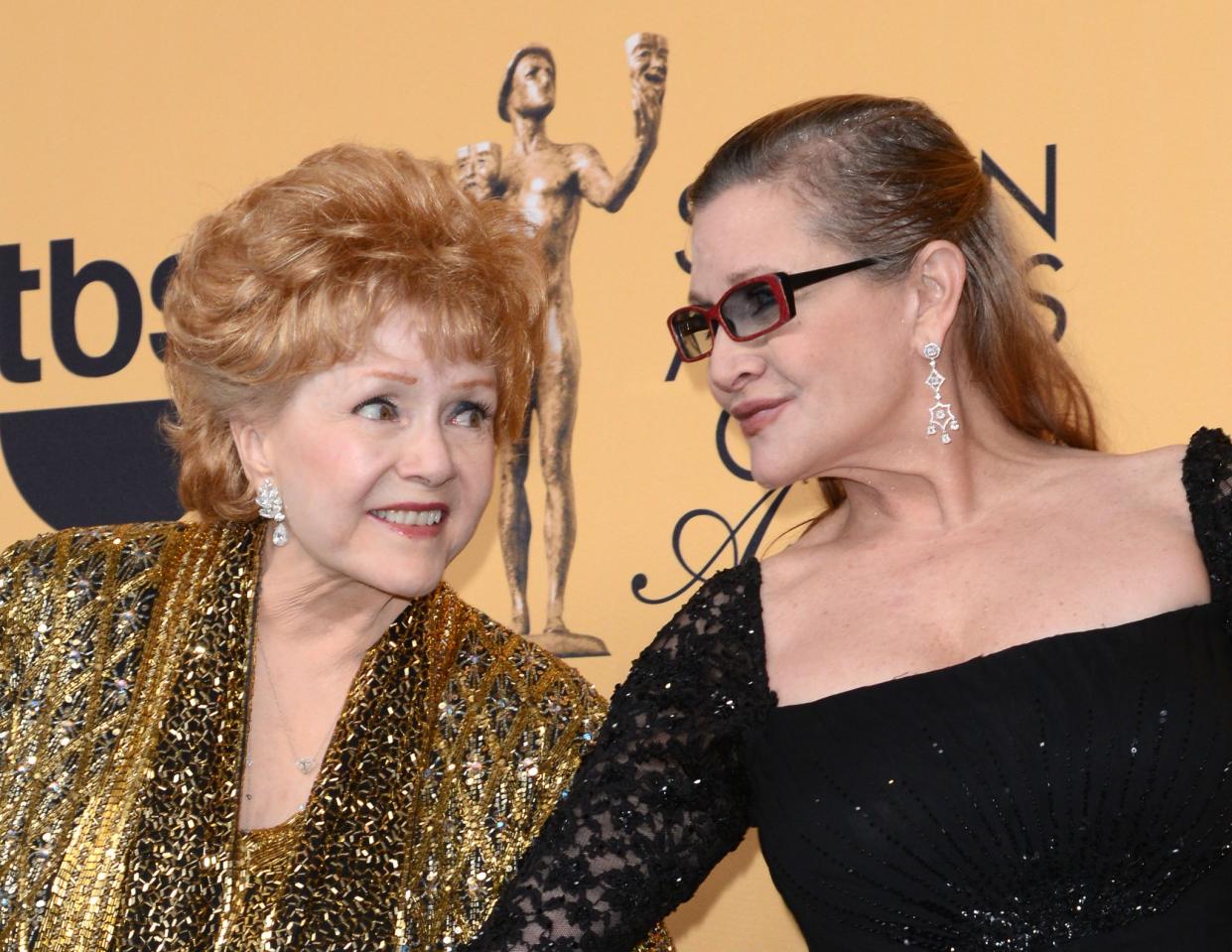 Kurz nach dem Tod ihrer Tochter Carrie Fisher starb nun auch Debbie Reynolds. (Bild: Getty Images)