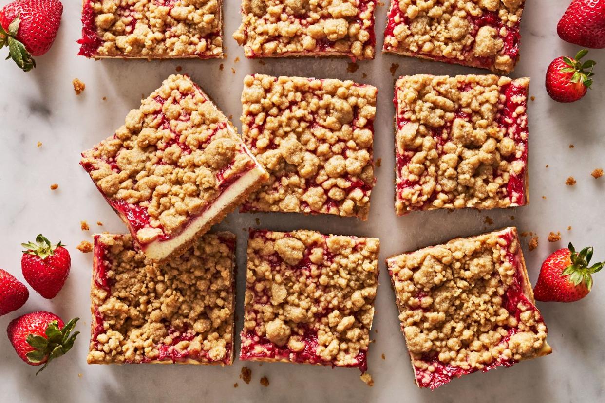 strawberry cheesecake bars