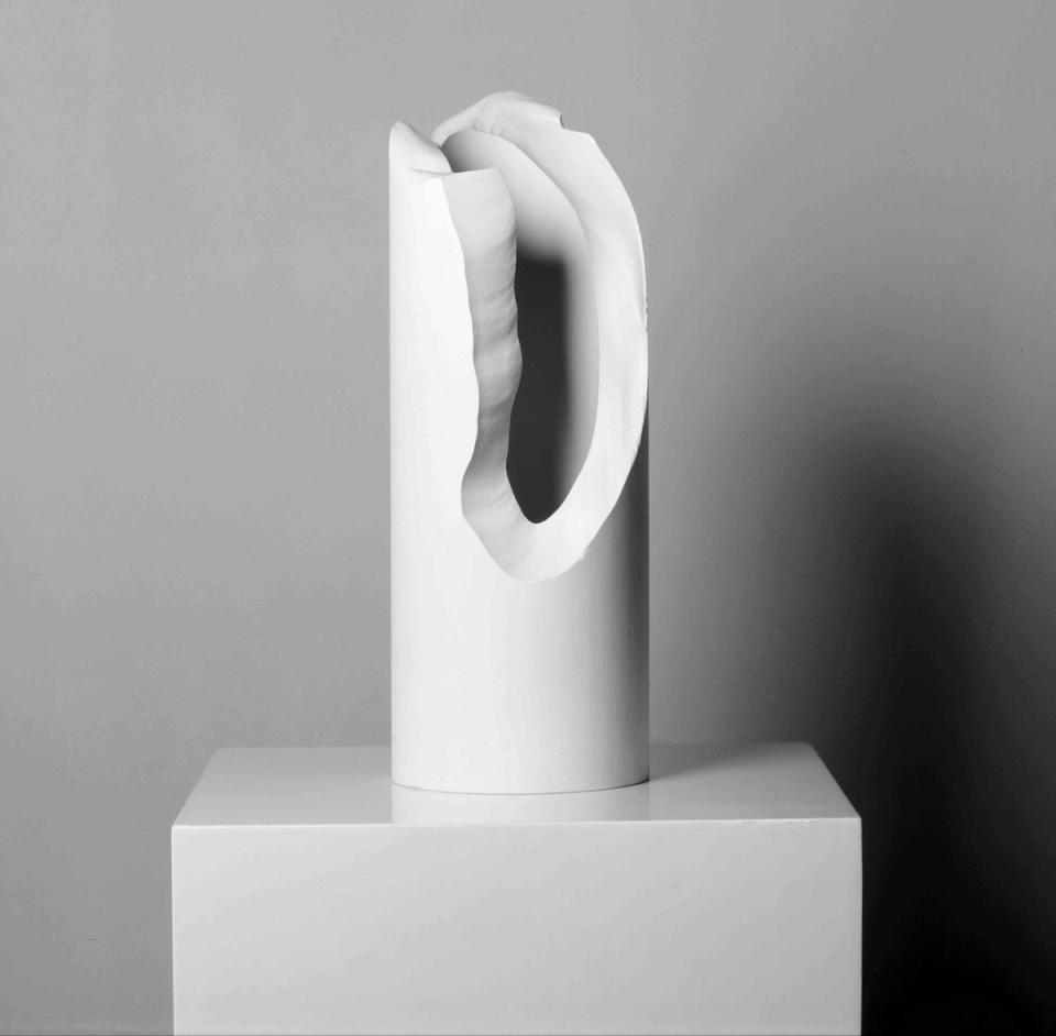 Per forza di levare, “broken vase” (KPM Berlin)