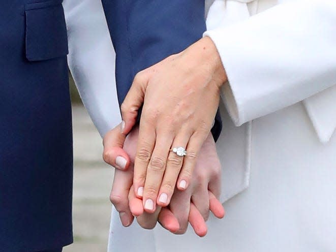 Meghan markle engagement ring 3