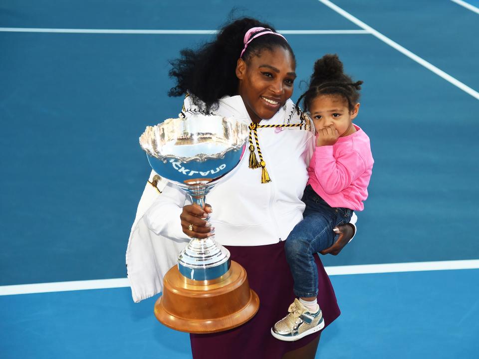 serena williams wins tennis match daughter alexis olympia