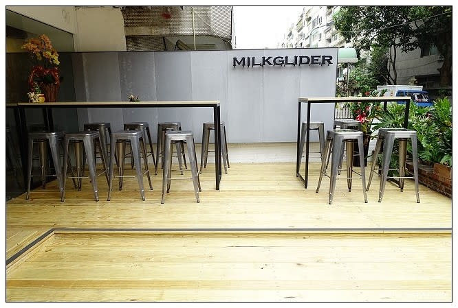 [台北 美食]Milkglider Latteartist Unity~咖啡拉花冠軍駐店&教學