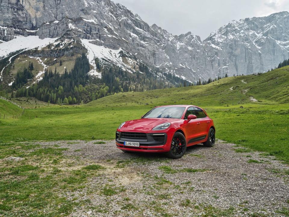 porsche macan 2024