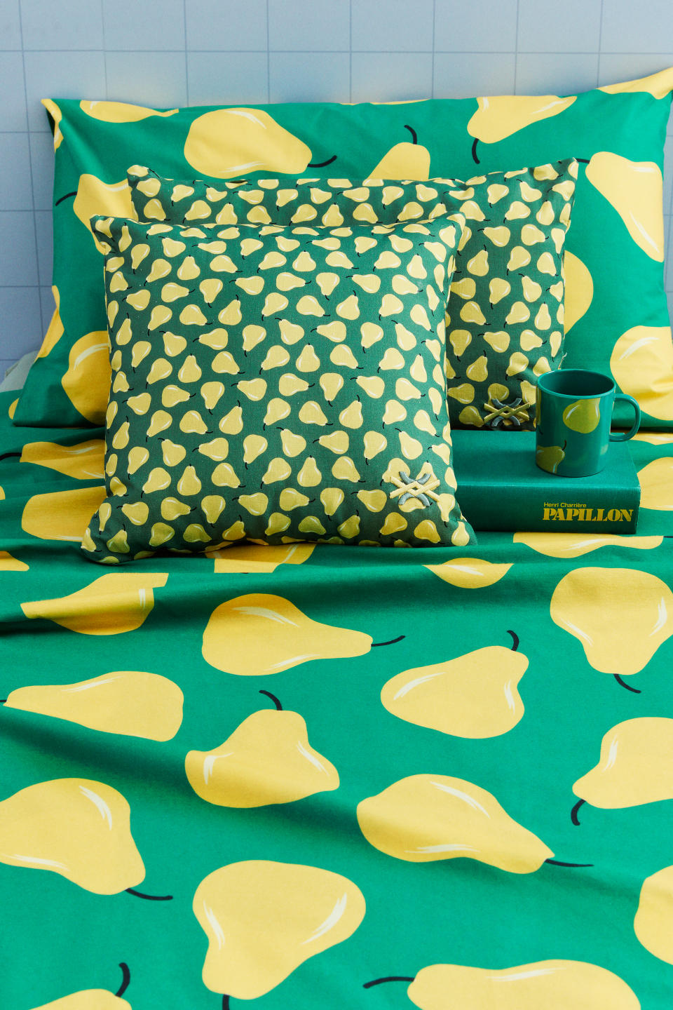 Pear bed sheets from Benetton.