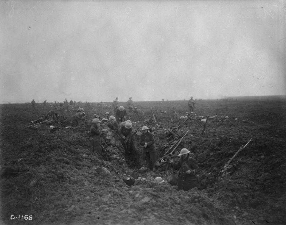 <p>Canadian soldiers consolidate their positions on Vimy Ridge in April 1917. Photo from Library and Archives Canada. </p>