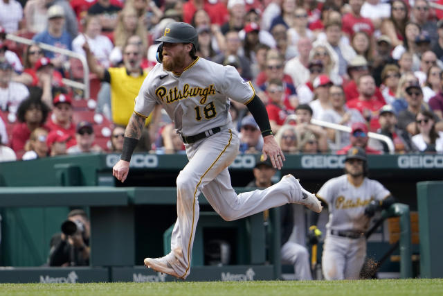 Tsutsugo, Newman homer in Pirates 5-4 win over Cardinals