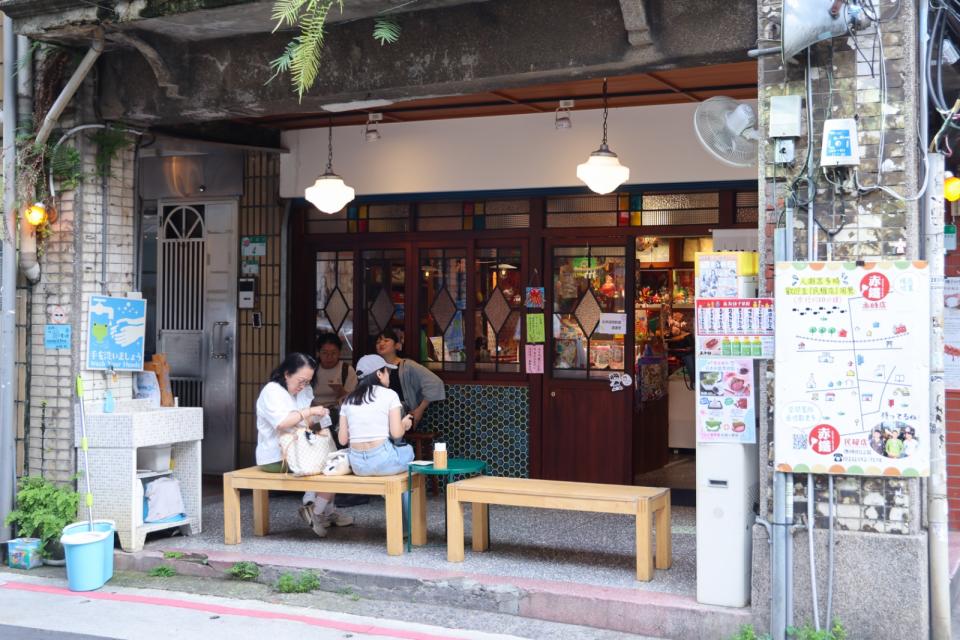 中山商圈，赤峰街景。陳品佑攝