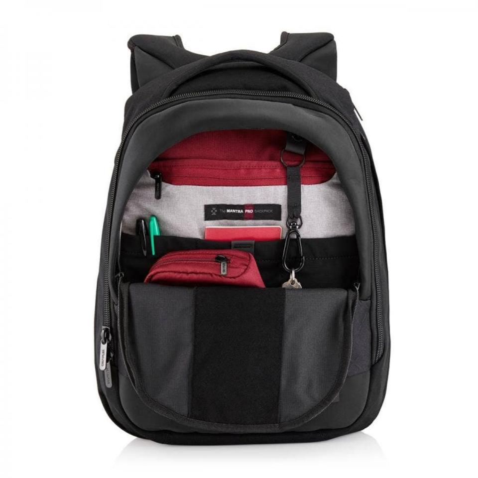 Mantra Laptop Backpack (Photo: Lazada)


