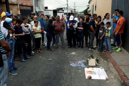 People take part in a tribute to Luis Alviarez who died during a protest against Venezuela's President Nicolas Maduro's government in Palmira, Venezuela May 16, 2017. REUTERS/Carlos Eduardo Ramirez