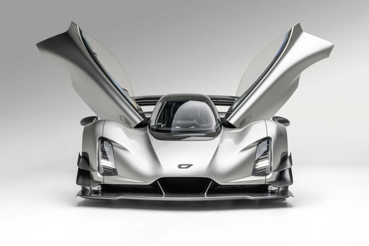 Why Czinger’s 3D-printed hypercar is the future of manufacturing