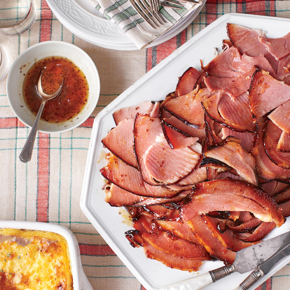 Holiday Ham with Apricot Glaze