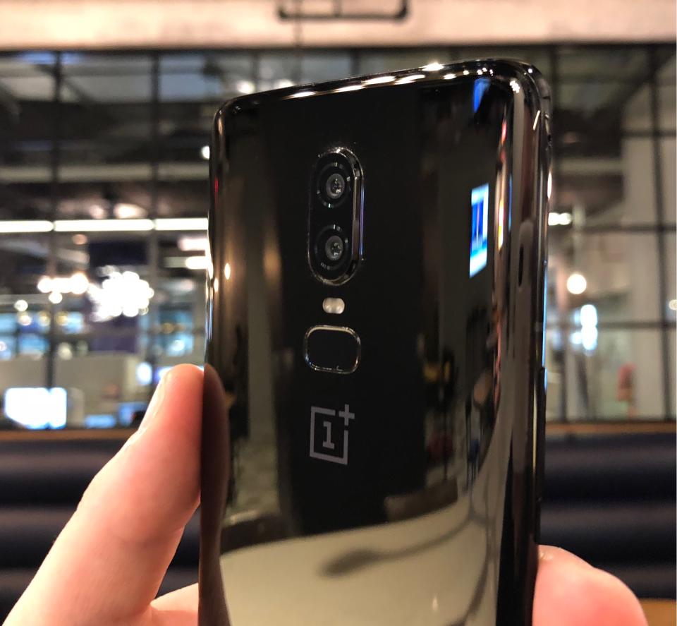 The OnePlus 6 now has glass on its front and back.