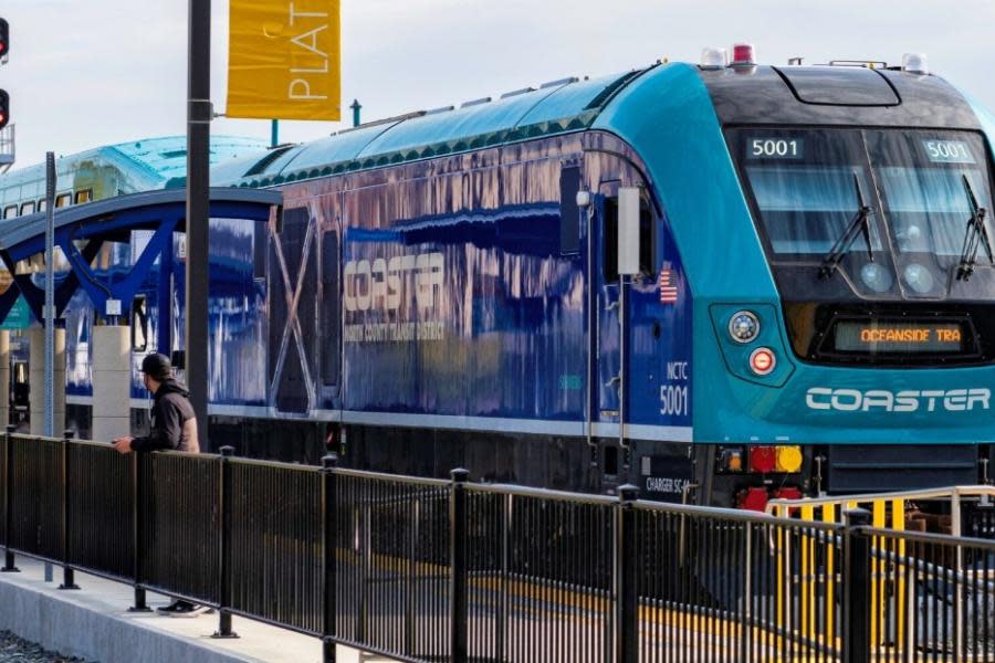 Hombre muere atropellado por tren en San Diego