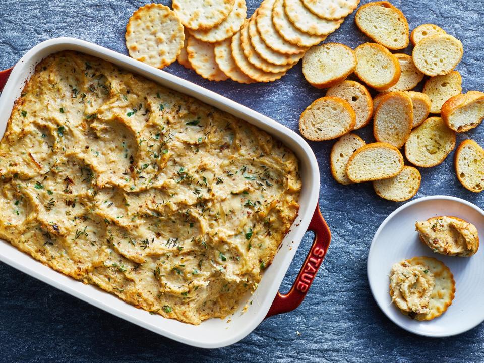 Creamy Roasted Cauliflower and Onion Dip