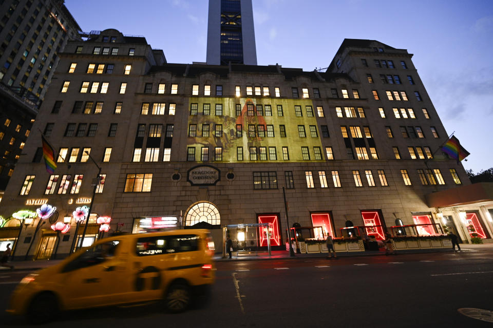 Marc Jacobs fall/winter 2021 fashion show projected on the exterior of Bergdorf Goodman department store on Monday, June 28, 2021, in New York. (Photo by Evan Agostini/Invision/AP)