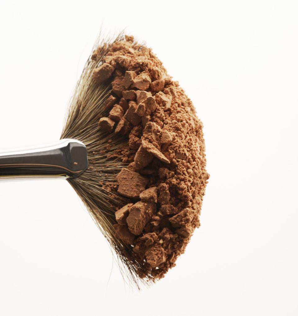 how to clean makeup brushes