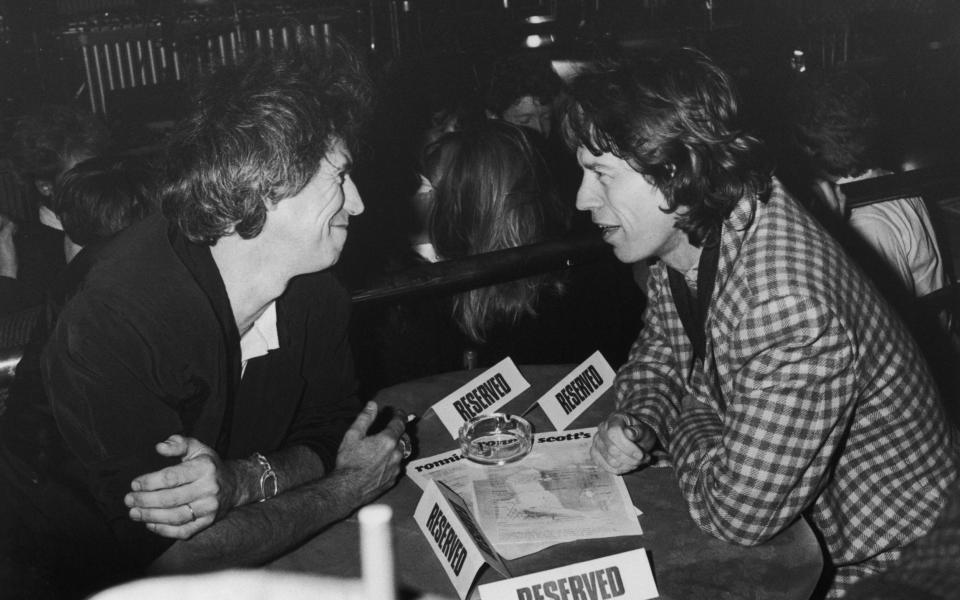 Keith Richards and Mick Jagger at Ronnie Scott's in 1985 - getty