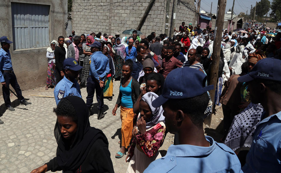 Garbage dump landslide in Ethiopia