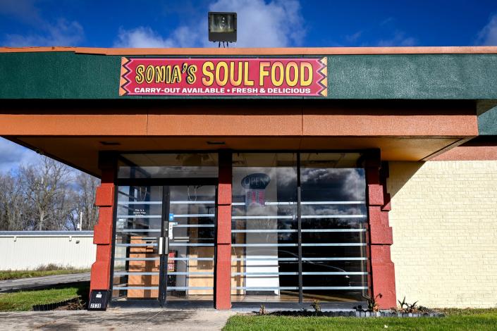 Sonia&#39;s Soul Food on S. Waverly Road photographed on Monday, Nov. 22, 2021, in Lansing.