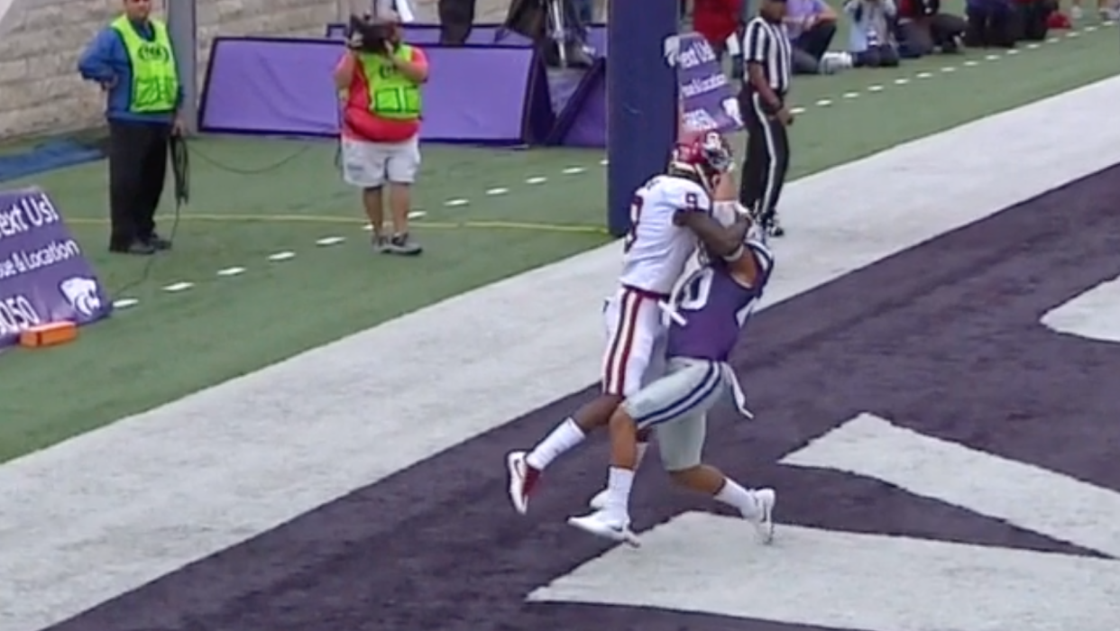 Yes, Denzel Goolsby (R) caught this football. (via Fox)