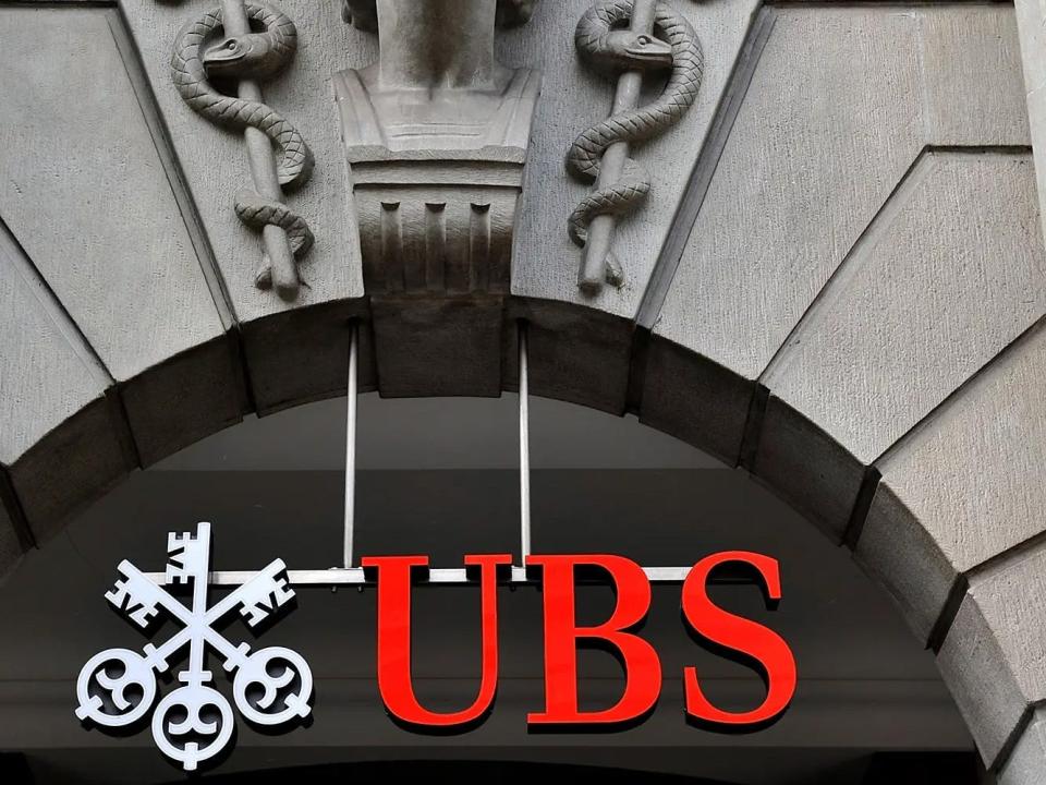 UBS adjusts its expansion strategy