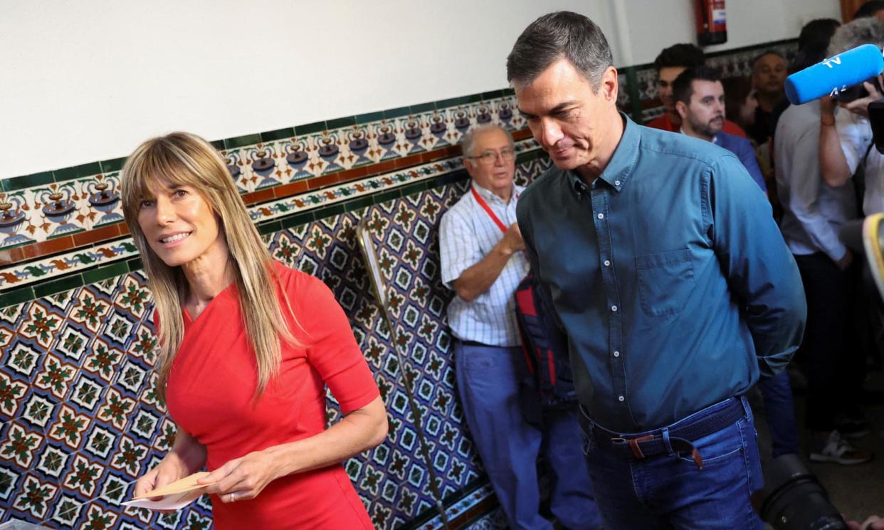 <span>Spain’s socialist prime minister, Pedro Sánchez, with his wife, Begoña Gómez, at the snap general election in Madrid in July 2023.</span><span>Photograph: Nacho Doce/Reuters</span>