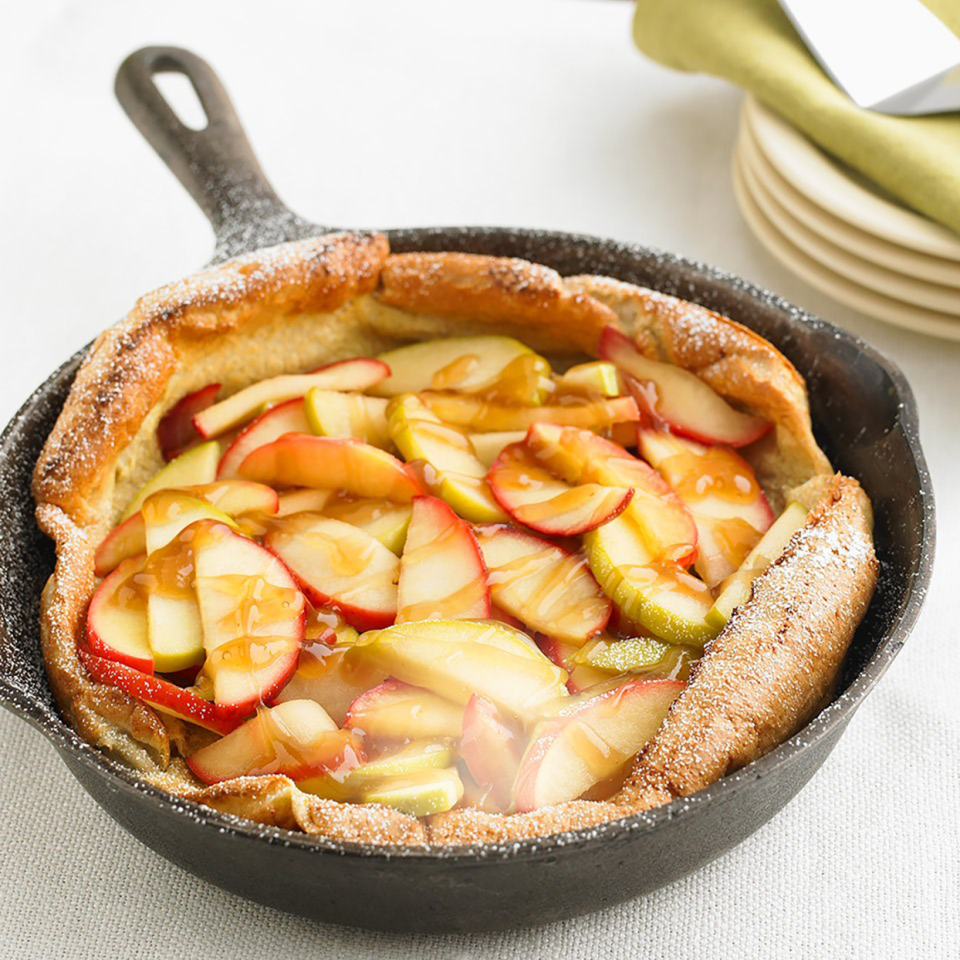 Apple Puffed Oven Pancake