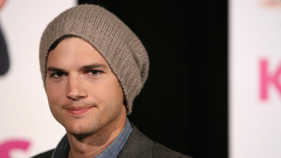 MELBOURNE, AUSTRALIA - JULY 20:  Ashton Kutcher arrives at the premiere of "Killers" at the Village Jam Factory on July 20, 2010 in Melbourne, Australia.