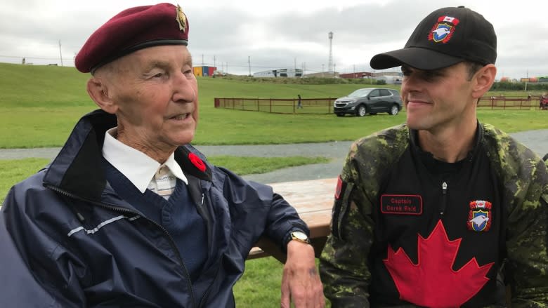 Eyes on the sky for retired 86-year-old paratrooper taking in Skyhawks show