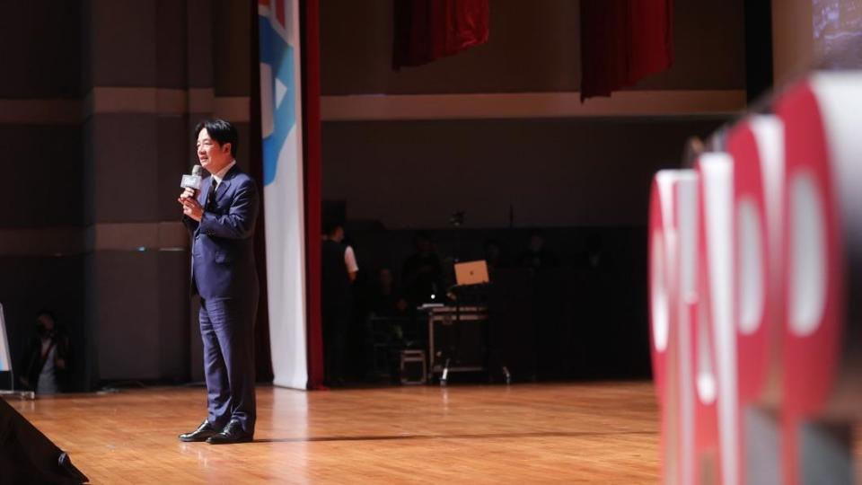 賴清德出席「D2C×AI 2023台灣品牌商務趨勢高峰會。（圖／總統府提供）