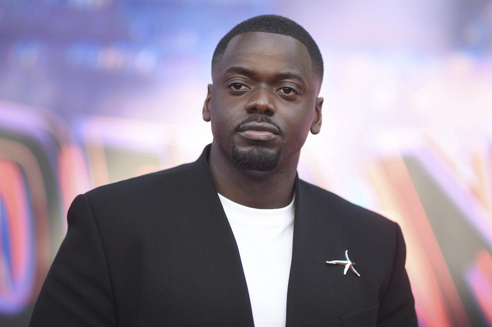 Daniel Kaluuya llega al estreno mundial de "Spider-Man: Across The Spider-verse" el martes 30 de mayo de 2023, en Regency Village Theatre en Los Angeles. (Foto Richard Shotwell/Invision/AP)