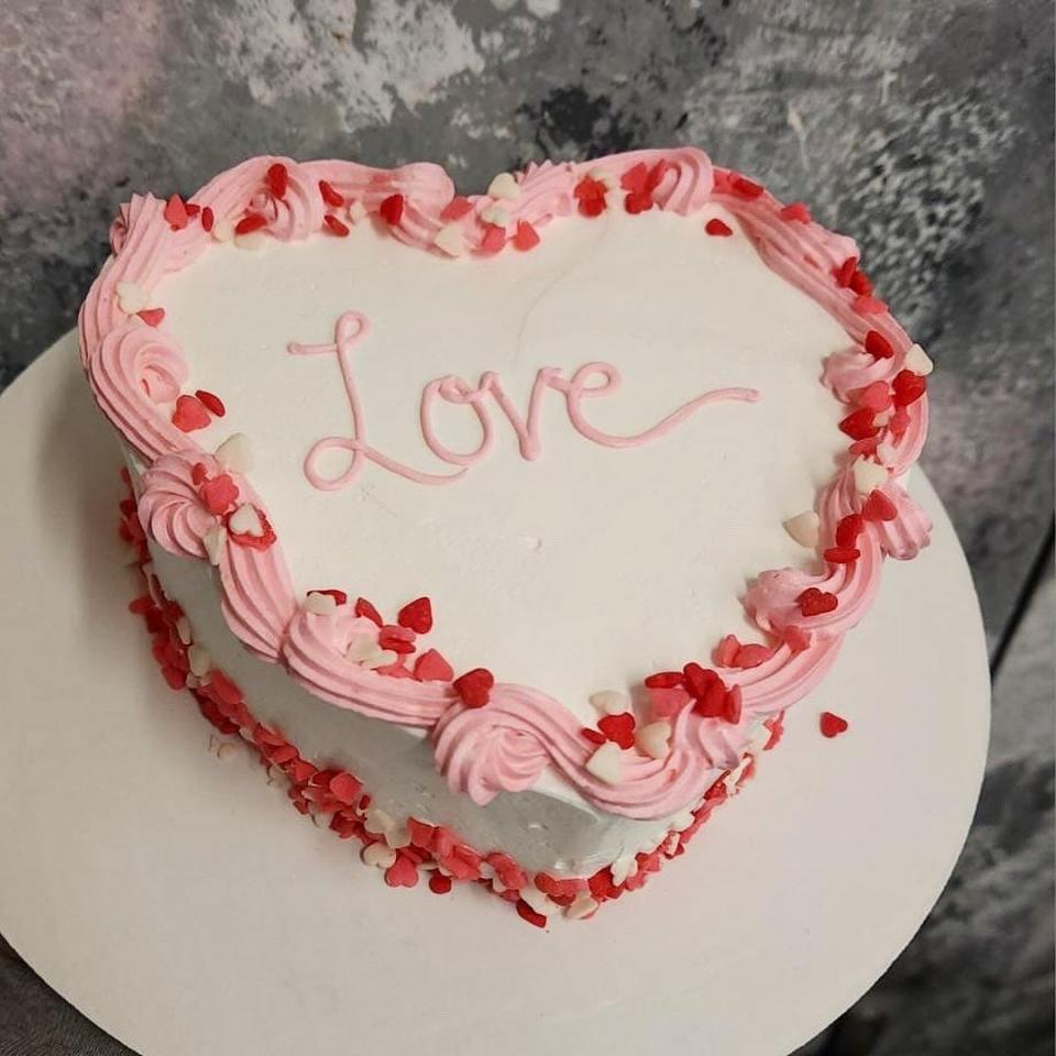 You can order a Valentine's Day ice cream cake from Tom & Jimmy's.