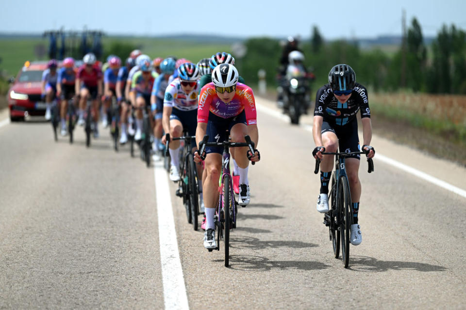 MIRADOR DE PEAS LLANAS SPAIN  MAY 05 LR Marlen Reusser of Switzerland and Team SD Worx and Esmee Peperkamp of The Netherlands and Team DSM compete in the breakaway during the 9th La Vuelta Femenina 2023 Stage 5 a 1292km stage from La Cabrera to Mirador de Peas Llanas 1479m  UCIWWT  on May 05 2023 in Mirador de Peas Llanas Spain Photo by Dario BelingheriGetty Images