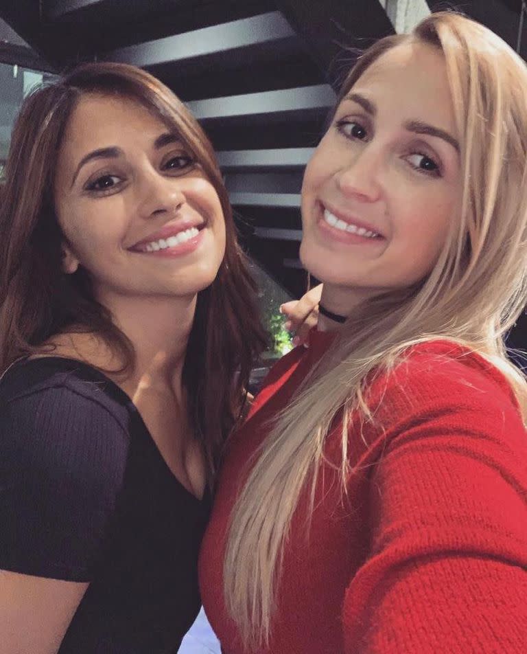 Antonela Roccuzzo y Sofía Balbi se hicieron grandes amigas en Barcelona