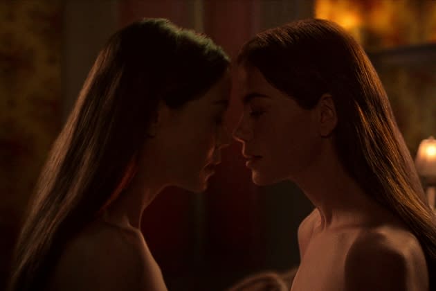 630px x 420px - Echoes,' Starring Michelle Monaghan as Warring Twins, Is a Soap Tailor-Made  for Netflix Binging: TV Review