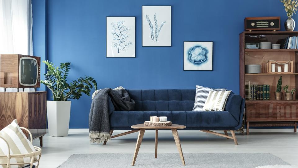 blue wall, home decor, living room
