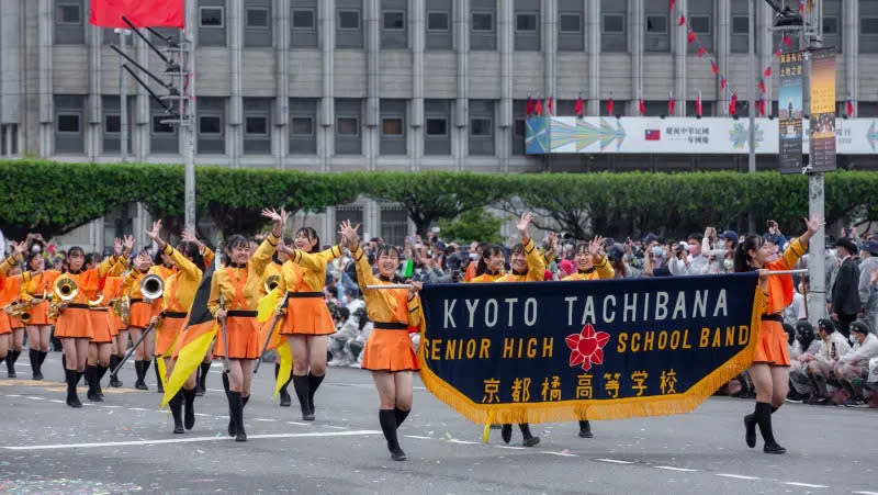 ▲日本京都橘高校吹奏樂部去年來台參與國慶大獲好評，今年返台首發表演將在12月10日於高雄登場。（圖／總統府提供）